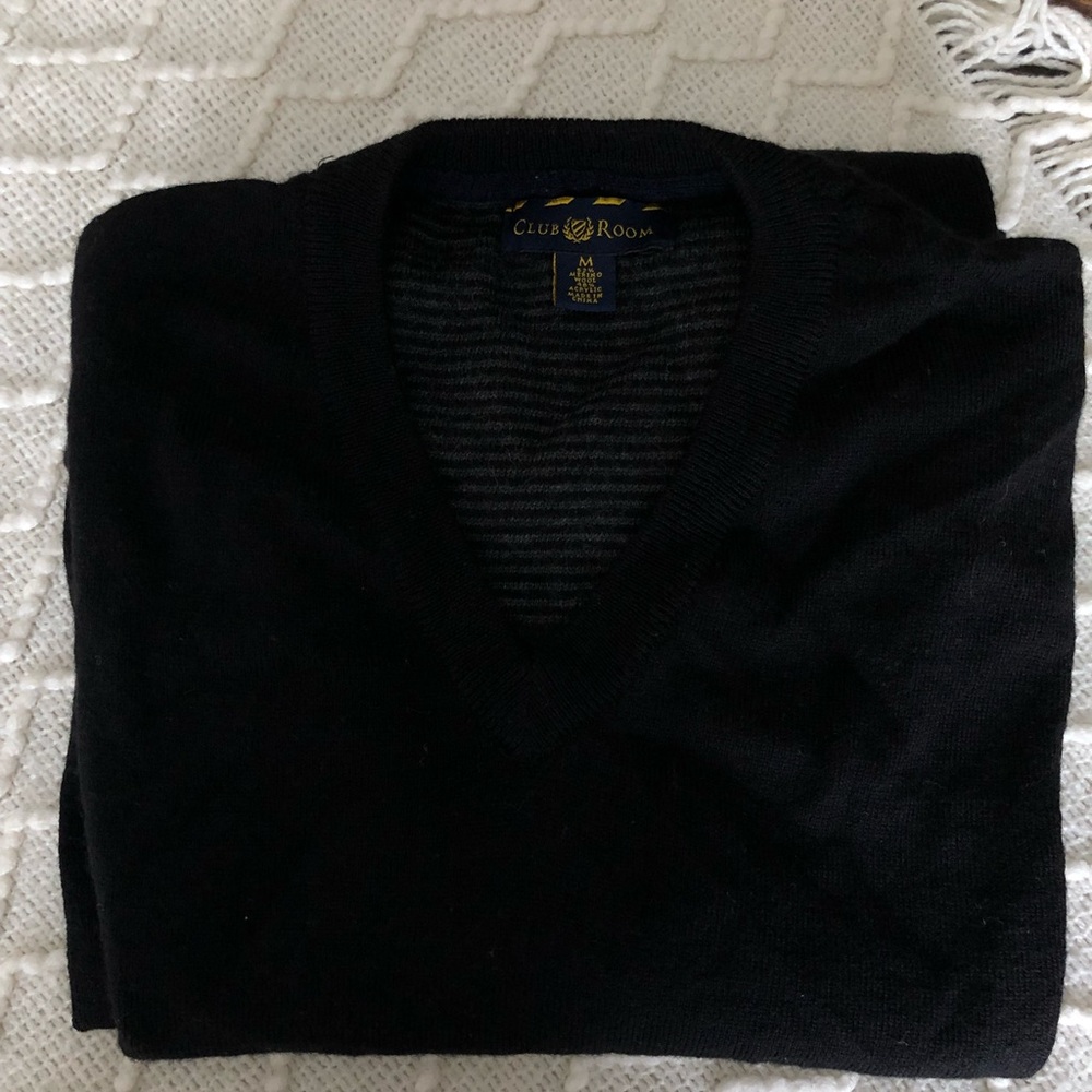 Club room merino wool v-neck sweater
